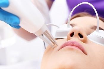 Facial Scars can have reduced visibility
